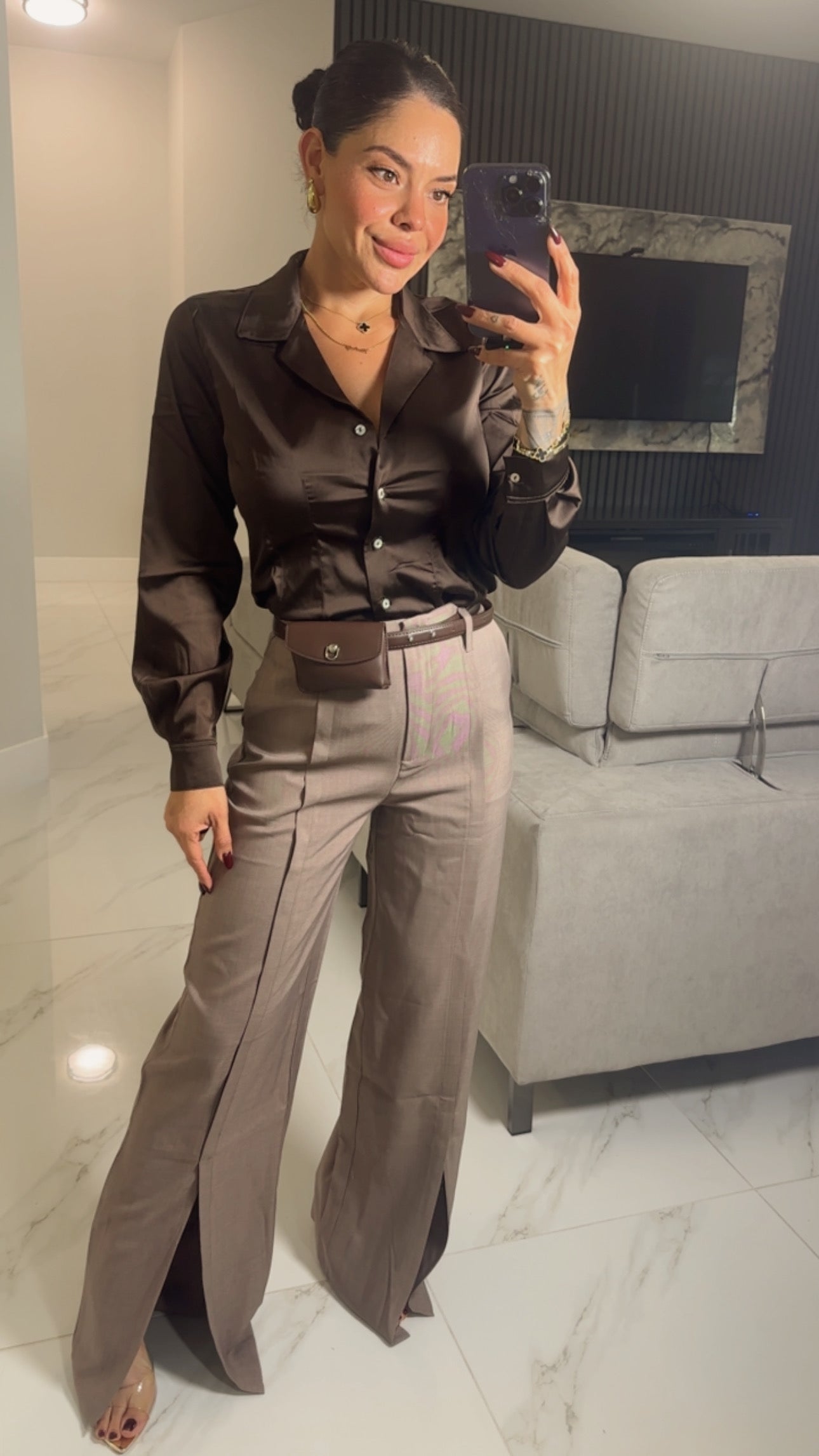 Satin Blusa