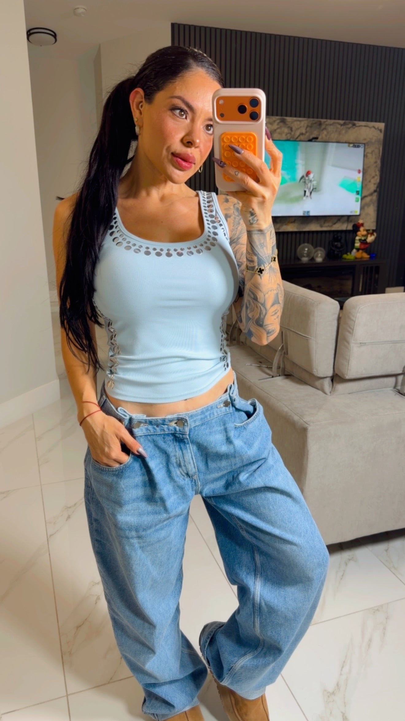 Taches top