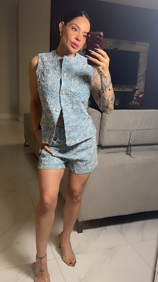 Leo Embroide Short set