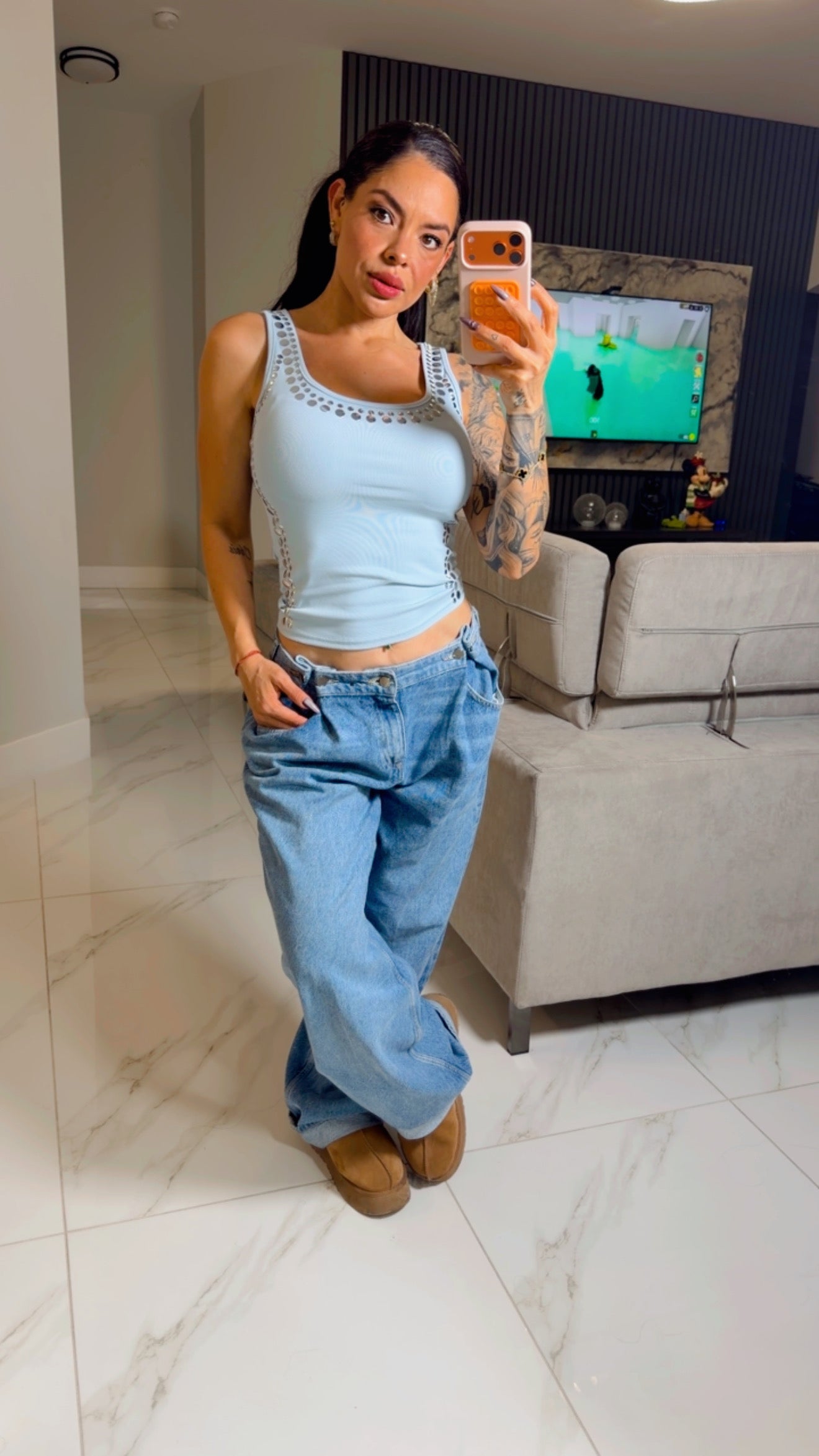 Taches top