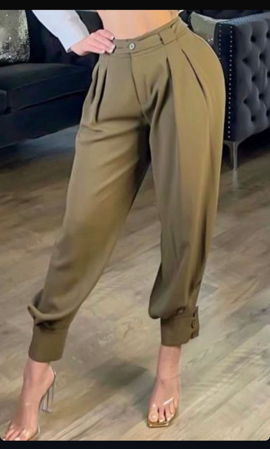 Olivia Pant