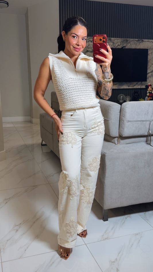 Flora bordado jeans